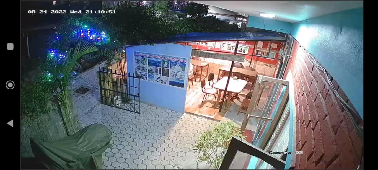 Harry Guest House & Restaurant Pokhara Exterior foto